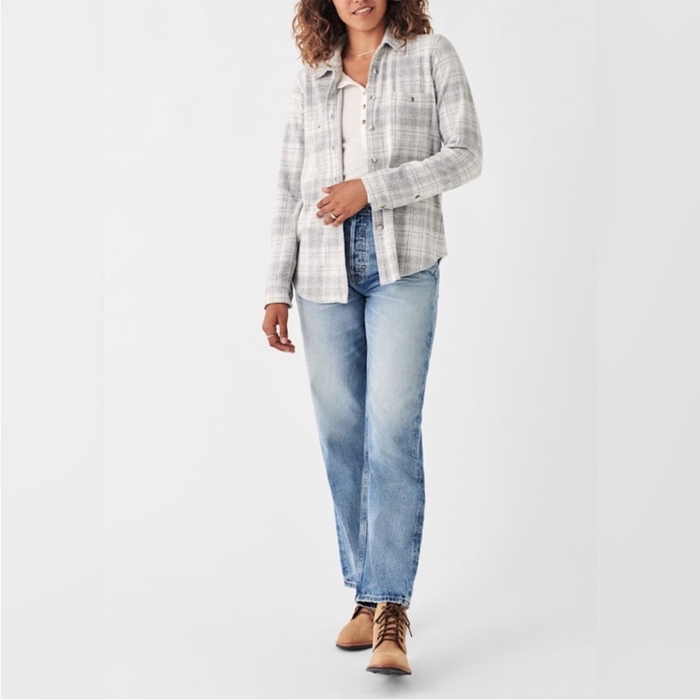 Faherty Women’s Legend Sweater Shirt - Size XXS - Picture 2 of 9